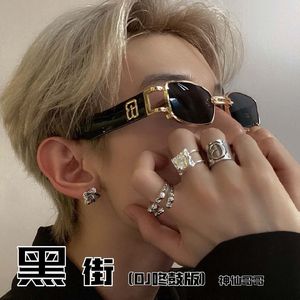 看朝鲜人男女日逼大片
