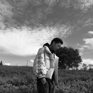 看朝鲜人男女日逼大片
